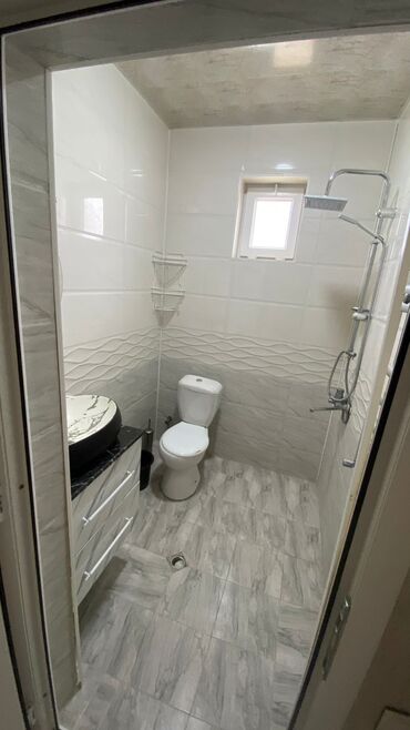 Köhnə tikili: Satılır – zövqlü dizayna malik mənzil. - Geniş dəhlizli planlama — 4