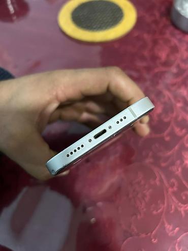 Apple iPhone: IPhone 13, Ağ, Simsiz şarj — 4