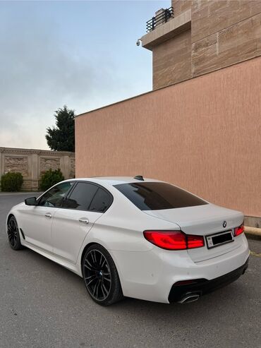 BMW: BMW 5 series: 2 l | 2017 il Sedan — 4