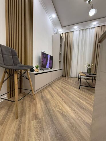 Uzunmüddətli kirayə mənzillər: Nərimanov .Heydər Əliyev mərkəzinin yani 2 otaqlı əla təmirli mənzil — 12