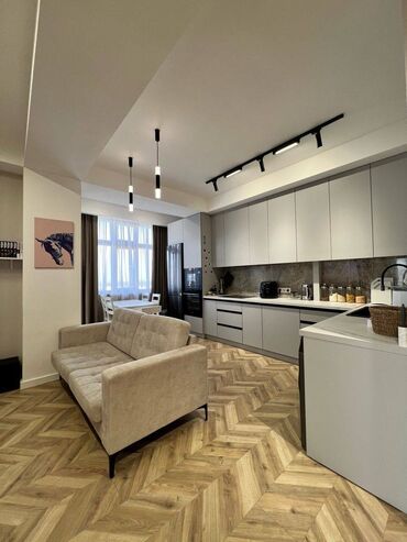 Продажа квартир: 3 комнаты, 81 м², Элитка, 12 этаж, Евроремонт
