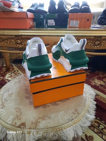 Кроссовки и спортивная обувь: Мужские кроссовки, 39, Новый, цвет - Зеленый, Платная доставка — 6