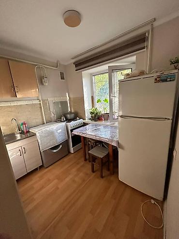 1 комната: 1 комната, 32 м², 8 мкр 104 серия, 1 этаж, Косметический ремонт — 5