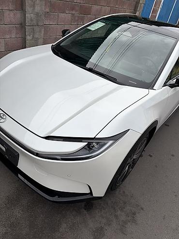 тойота хай: Toyota bZ5: 2026 г., Автомат, Электромобиль, Седан — 2