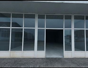 emlak ofi̇s: Çölyolda obyekt satilir. 100 kvadrat. Sənədləri qaydasındadır. 3 Faz — 1