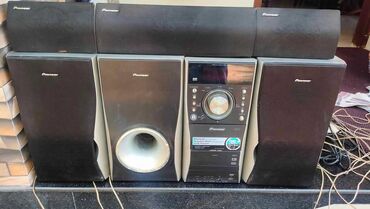 Orginal Pioneer mucisiqi merkezi 7500 WATT Disc USB KASET AUX var