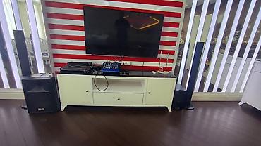 tumbalar: Ağ rəngli TV tumba - Korpus: MDF/Laminate, parlaq ağ boya - Üst — 2