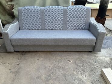 Угловые диваны: Новые раскладные диваны.прямо из цеха. Расцветки много. Ткан — 25