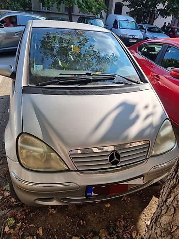 Mercedes-Benz A160 (W168) – hečbek, srebrna boja, 5 vrata. 1.6 benzin