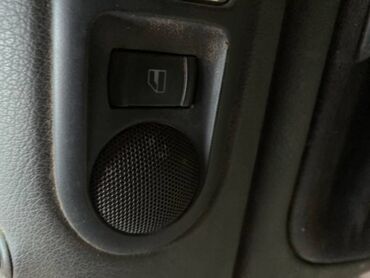 автозапчасти на фольксваген: Кнопка стеклоподъемника Volkswagen Passat B5+ 1 2001 задн. прав. (б/у)