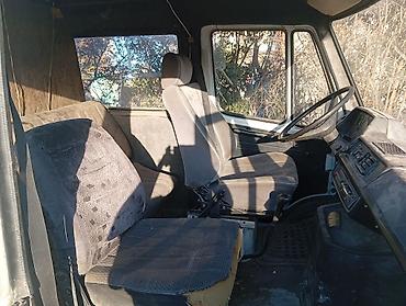bud e9: Mercedes-Benz : 1988 г. — 3