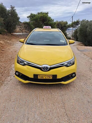 Toyota: Toyota Auris: 1.8 l. | 2016 έ. Πολυμορφικό — 2