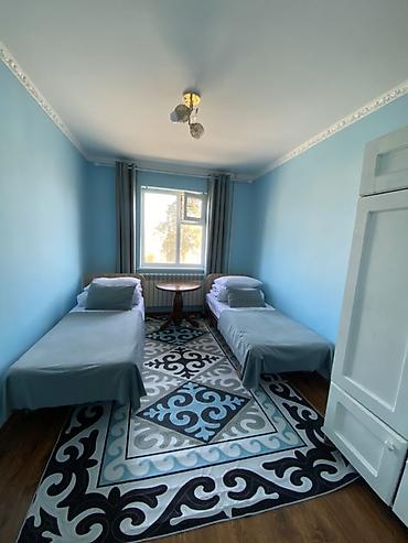 Посуточная аренда комнат: Номера для проживания в гостевом доме в центре города Каракол, по — 3