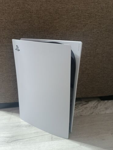 plesdesn: Sony PlayStation 5 İdeal Vəziyyətdə İdeal konsoldur. Ev konsoludur