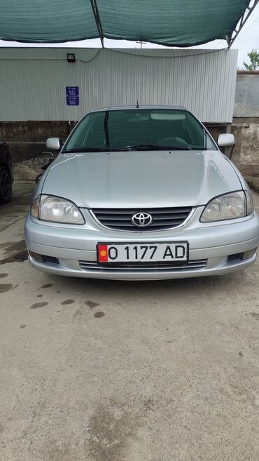 nissan кашкай: Toyota Avensis: 2002 г., 1.8 л, Механика, Бензин, Седан