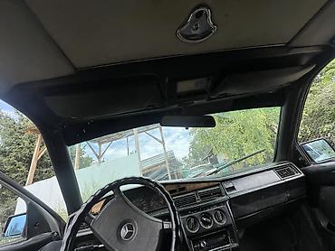 Продажа авто: Mercedes-Benz 190: 1990 г., Дизель, Седан — 4