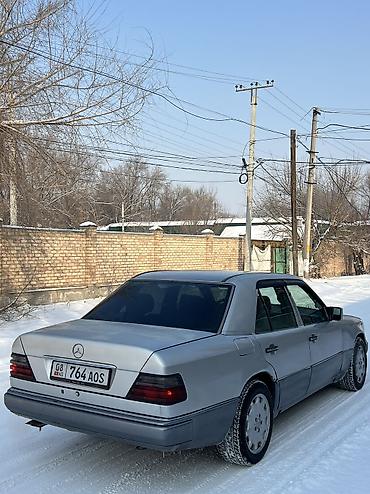 Mercedes-Benz: Mercedes-Benz E-Class: 1994 г., 2.2 л, Автомат, Бензин, Седан — 4