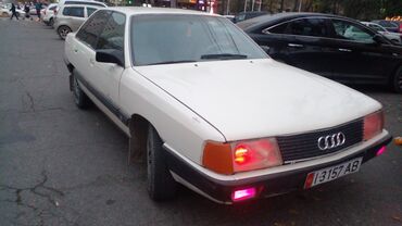 куплю машина рассрочку: Audi 100: 1987 г., 2.2 л, Механика, Бензин, Бус