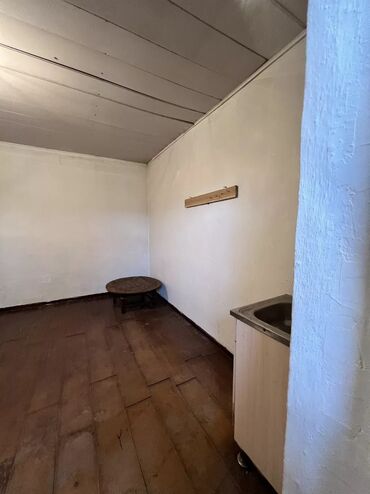 снять дом в аренду на сутки: 20 кв. м, 1 бөлмө, Жылуу пол, Брондолгон эшиктер, Забор, тосулган