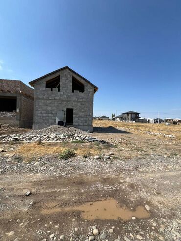 недостроеные дома: 4 комнаты, 110 м², ПСО (под самоотделку)