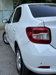 Renault: Renault Logan: 1.6 l | 2014 il 305000 km Sedan — 3