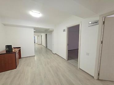 Kommersiya daşınmaz əmlakı: İcarəyə verilir obyekt 180 m², Ağ şəhər q. Daha 7 şəklə bax Agentlik — 4