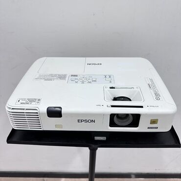 Proyektorlar: İşlənmiş Proyektor Epson, Ödənişli çatdırılma — 52