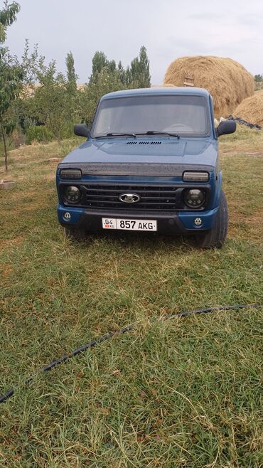 двигатель нива: ВАЗ (ЛАДА) 4x4 Нива: 2011 г., 1.7 л, Механика, Бензин, Внедорожник