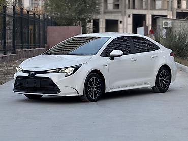 100: Toyota Corolla: 2023 г., 1.8 л, Автомат, Гибрид, Седан — 1