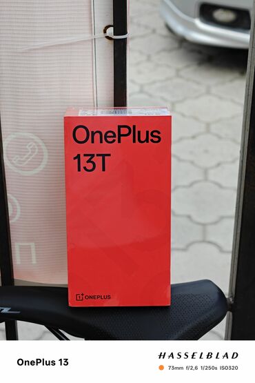 oneplus nord 2 чехол: OnePlus 13R, Новый, 512 ГБ, цвет - Серебристый, 2 SIM, eSIM