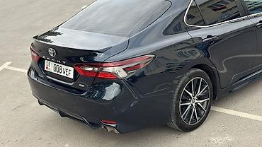 Транспорт: Toyota Camry: 2021 г., 2.5 л, Автомат, Бензин, Седан — 5
