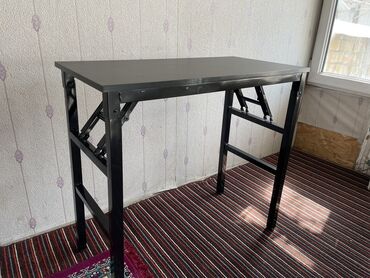 столик для ноутбука: Универсальный,легкий и сгиваемый стол