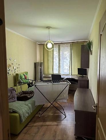 center: 3 комнаты, 58 м², 11 мкр 104 серия, 2 этаж — 9