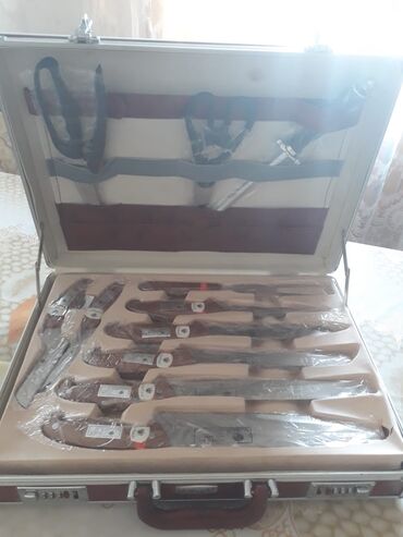 bıçaq dəsti v Azərbaycan | Bıçaqlar: Cengel, qasiq, bicaq desti satilir. Qiymeti 90 manat