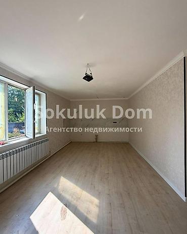 1: 🏠Продается дом с. Сокулук, от трассы 800 метров. 🟡Комнаты: 4 🟡Участок — 5