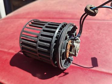 Auto delovi: Ventilator kabine Lada 112,1.5 16v,2004 god. br.3. Polovno, ocuvano — 5