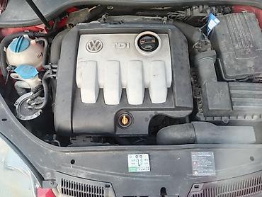 kombi 8 1: Volkswagen Golf V – hečbek, 5 vrata, crvena boja. Motor TDI dizel — 9