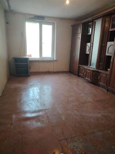 kirayə ev 2 otaq: TECİLİ 20 yanv ve insatcilar m yaxin 5/2 Yataqxanada1 otaq .hamam/t