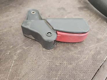 ajkula auto: RUCICA HAUBE ZA FIAT PUNTO OD 2000. DO 2003. GOD — 1