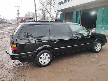 Volkswagen: Volkswagen Passat Variant: 1992 г., 1.8 л, Механика, Бензин, Универсал — 4