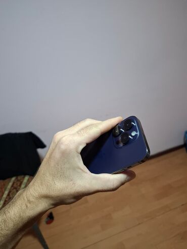 Apple iPhone: IPhone 14 Pro, Deep Purple, Face ID — 4