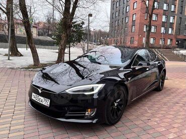 en ucuz masin: Tesla Model X: 3.5 l | 2022 il 6100 km Ofrouder/SUV