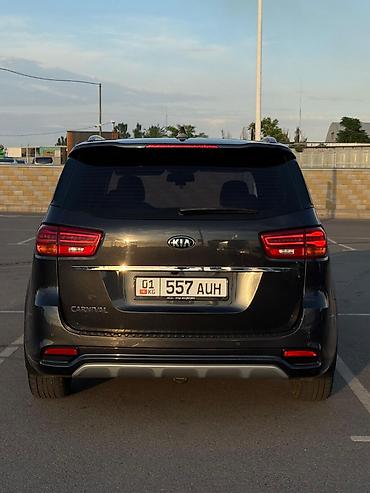 sedona: Kia Carnival: 2018 г., 2.2 л, Автомат, Бензин, Минивэн — 4