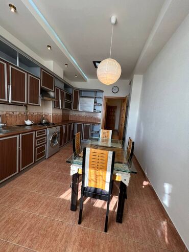 Uzunmüddətli kirayə mənzillər: Sumqayıt şəhəri,Sülh küçəsi,Təhsil şöbəsi ilə übəüz,yeni tikili binada — 9