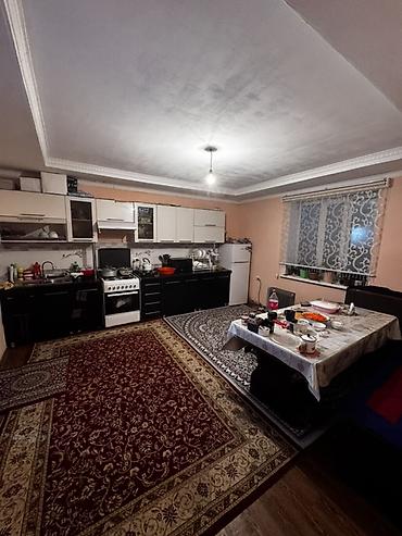 Продажа коттеджей и домов: Продается дом район Ак ордо ~В отличной локации, на пересечении двух — 4