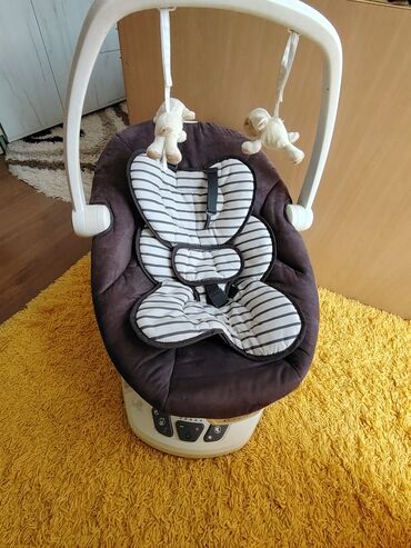 fotelje za bebe: Bоја - Crna, Upotrebljenо