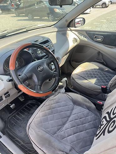 old man: Nissan Almera Tino: 2000 г., 1.8 л, Механика, Бензин, Хэтчбэк — 5