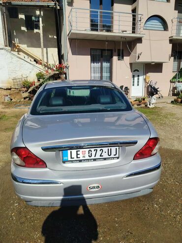 Jaguar: Jaguar X-type: 2 l | 2004 г. 27000 km Hečbek na lalafo.rs — 5 Jaguar: Jaguar X-type: 2 l | 2004 г. 27000 km Hečbek — 5