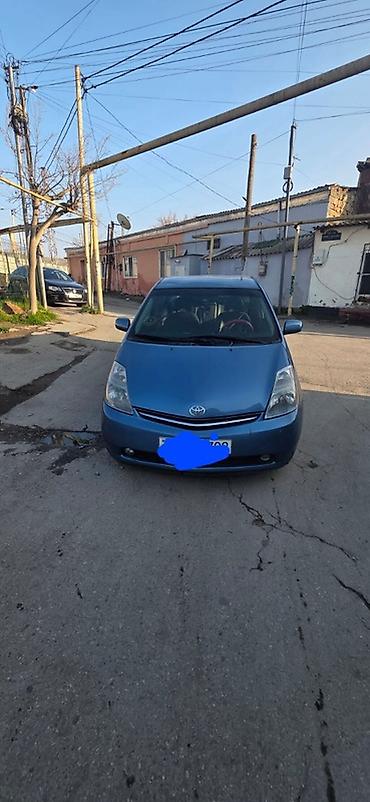 prius 20 spoiler: Toyota Prius (2-ci nəsil) hibrid hetçbek - Rəng: mavi - Kuzov: 5 — 1