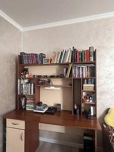 Компьютерные столы: Компьютерный стол, Б/у, С полками — 5